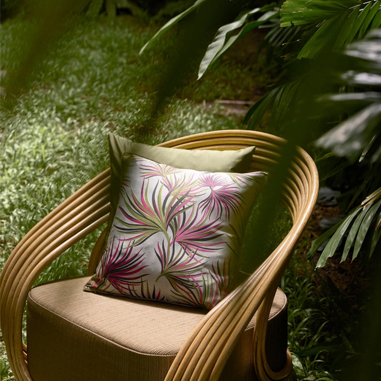 Banner grid image 3