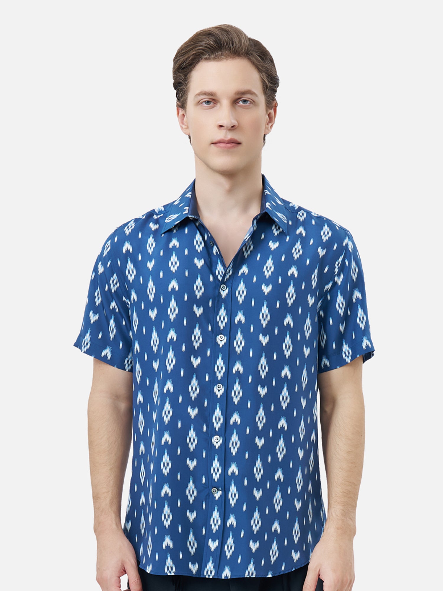 Chomnad Classic Short Sleeves Shirt